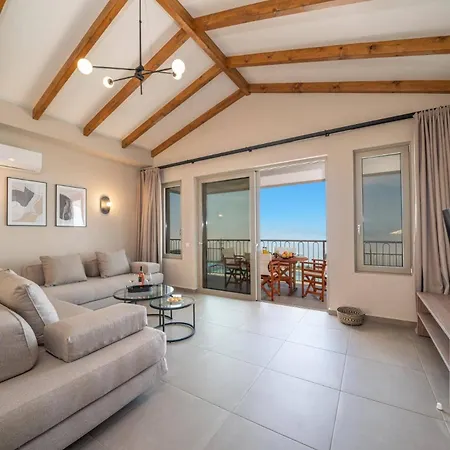 Villa Katoikia Mia By *